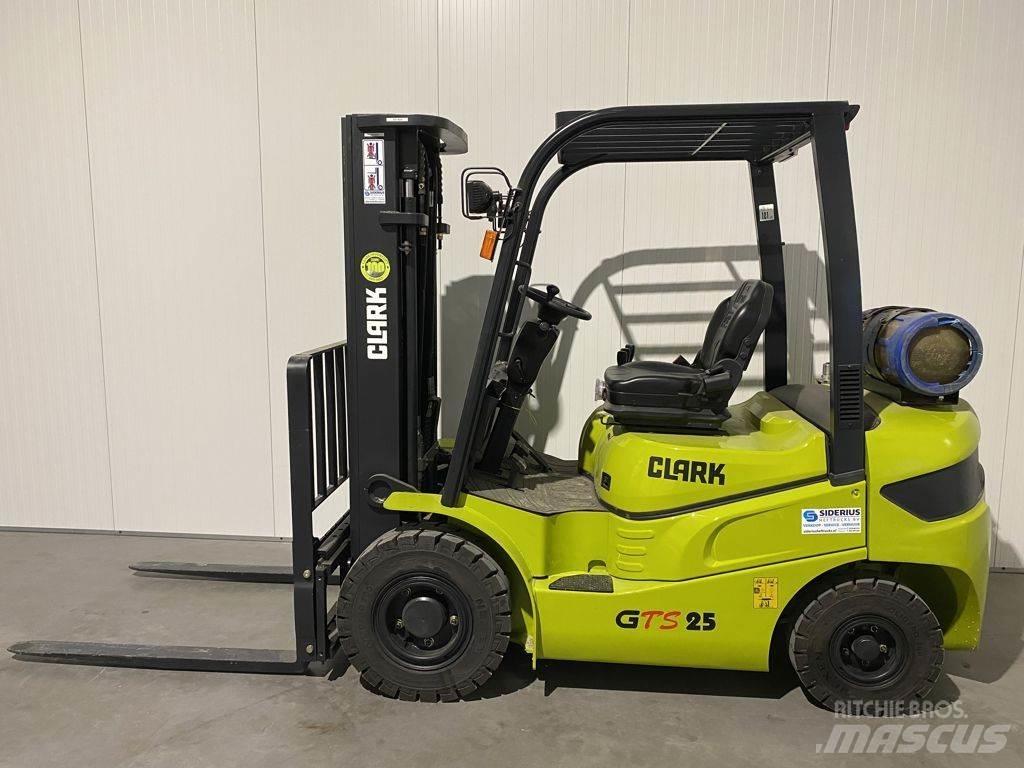 Clark GTS25 Stivuitor GPL