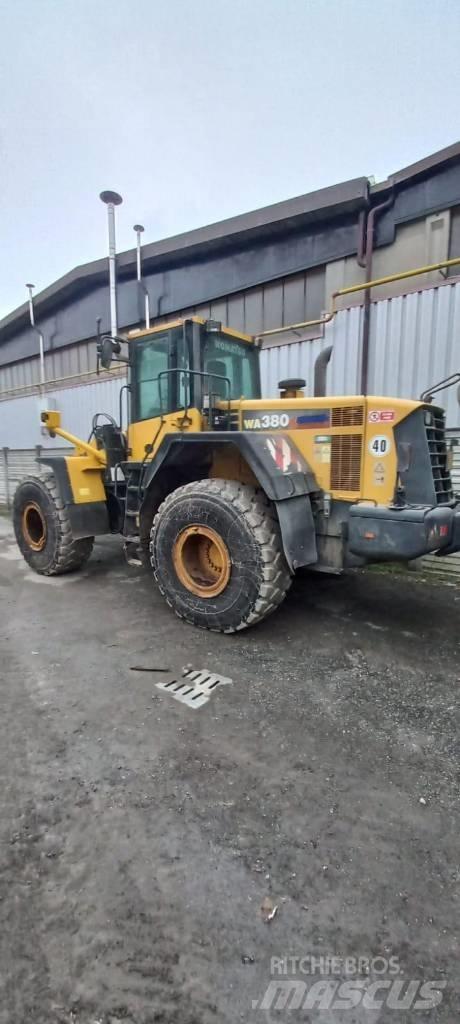 Komatsu WA 380-6 Incarcator pe pneuri