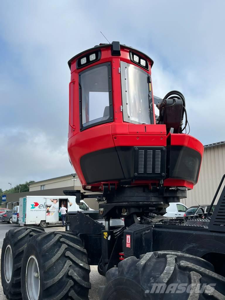 Komatsu 931 XC Combine forestiere