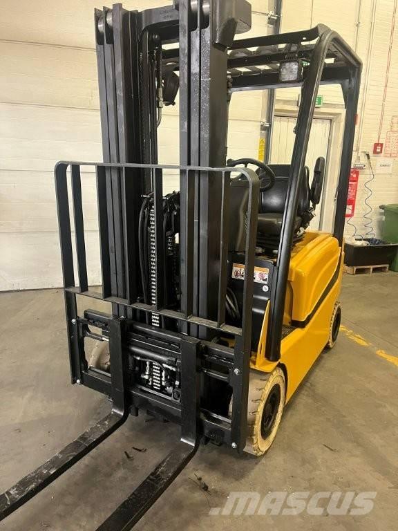 Yale ERP 16 VF Stivuitor electric