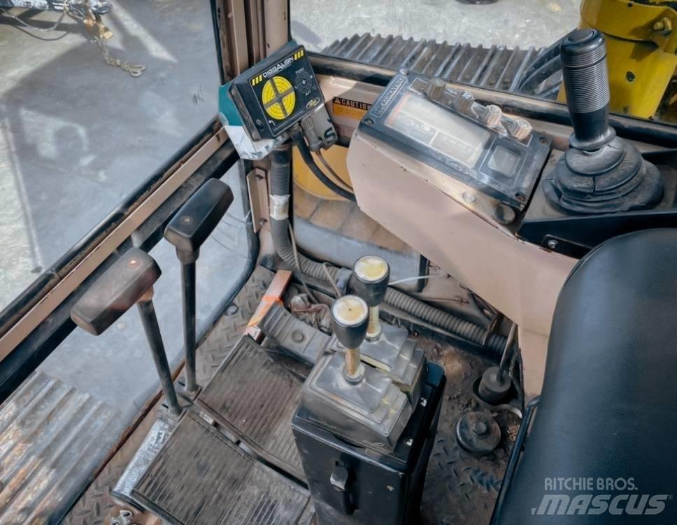 Komatsu PC 200 LC-3 Excavatoare pe șenile
