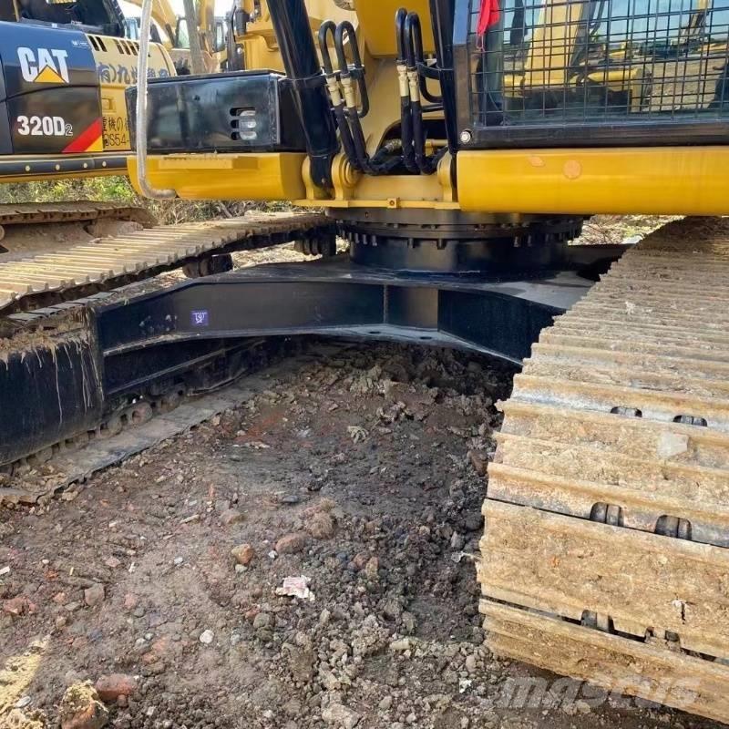 CAT 320 D Excavatoare pe șenile
