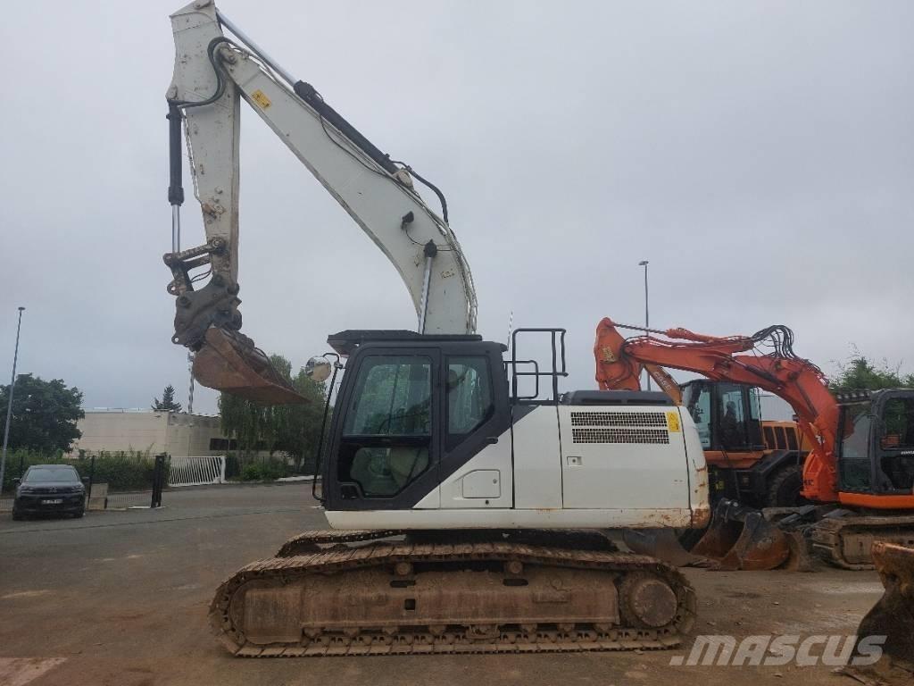 CASE CX 210 D Excavatoare pe șenile
