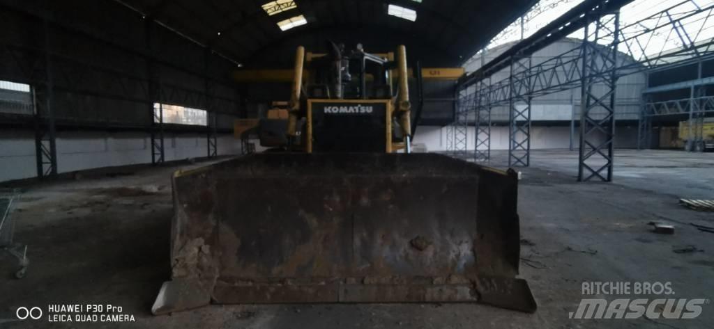 Komatsu DX 65 Buldozere pe senile