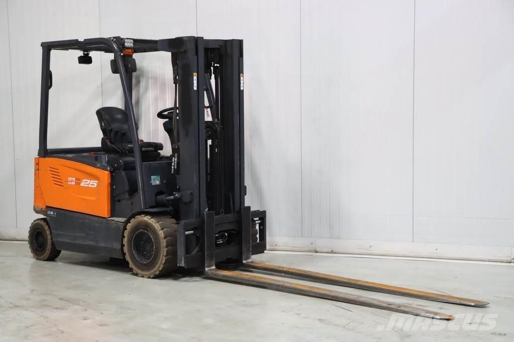 Doosan B25X-7 Stivuitor electric
