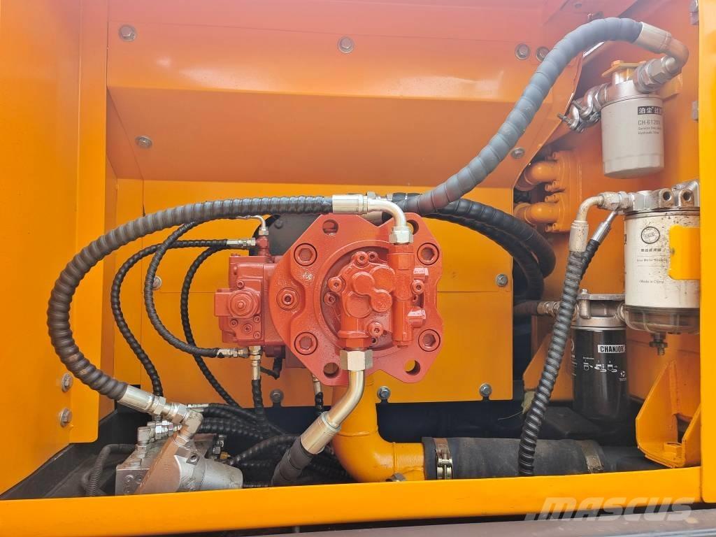 Hyundai HX 220 HD Excavatoare pe șenile
