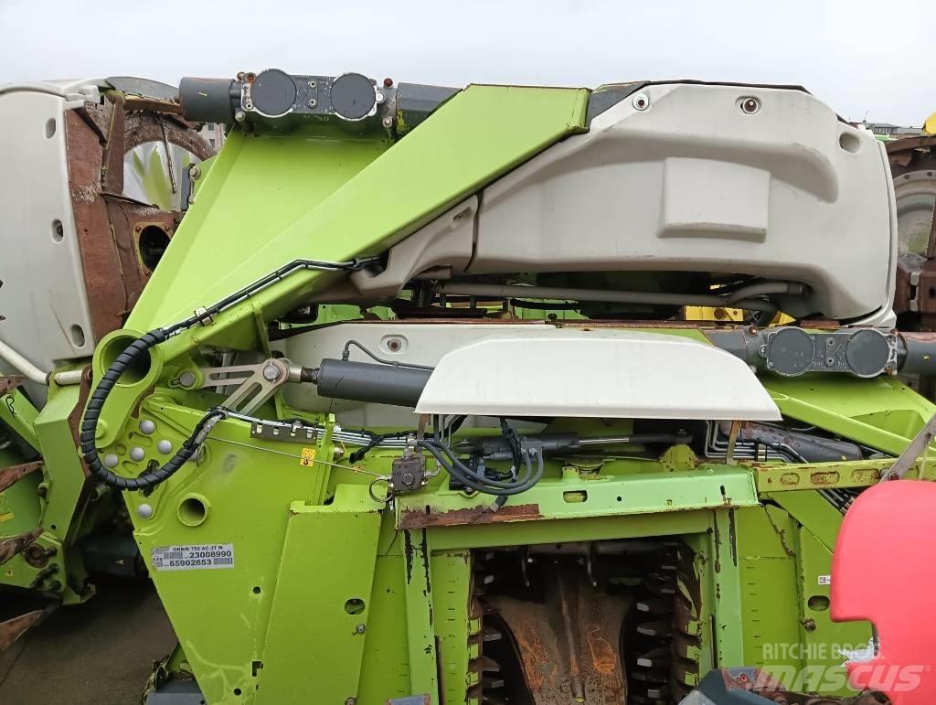 CLAAS ORBIS 750 Forajere cu autopropulsare