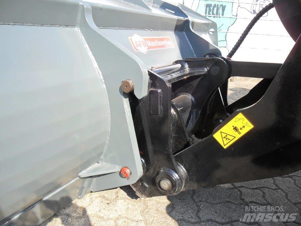 Sany SW075 Incarcator pe pneuri