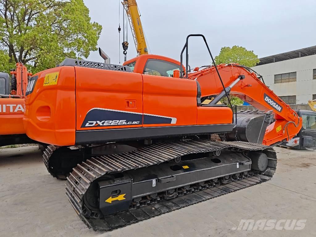 Doosan DX 225 LC Excavatoare pe șenile
