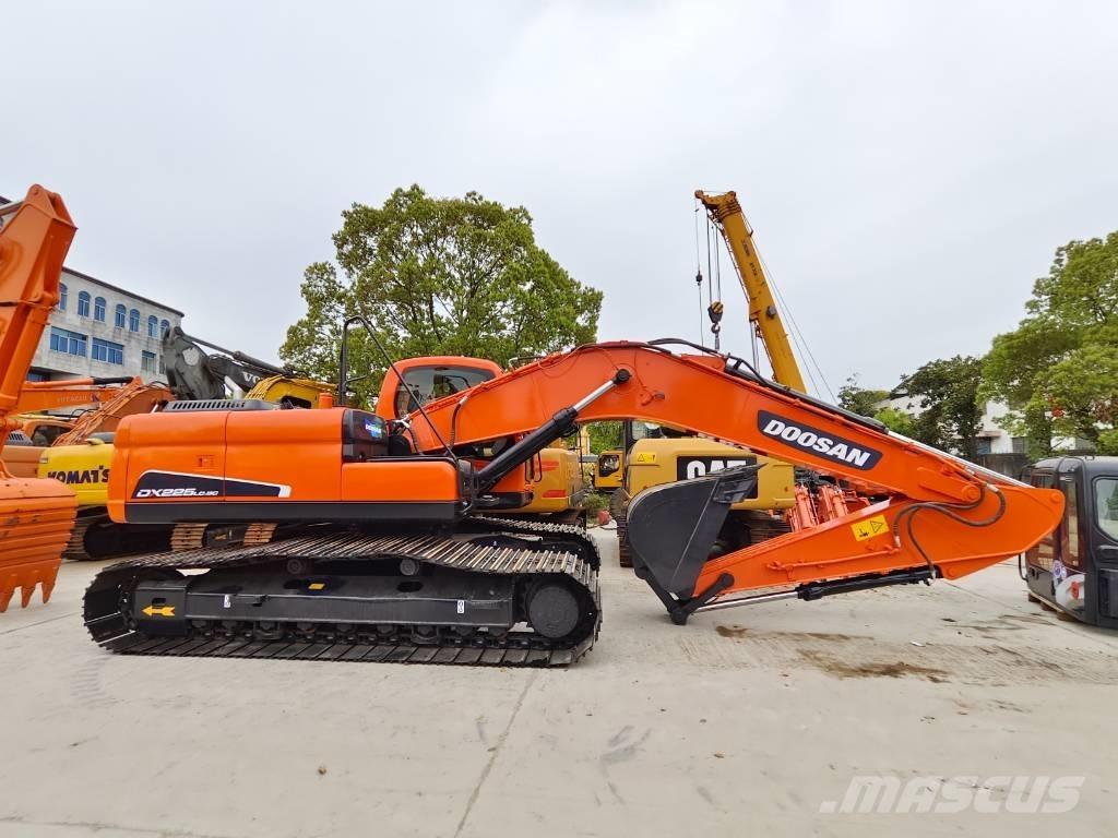 Doosan DX 225 LC Excavatoare pe șenile
