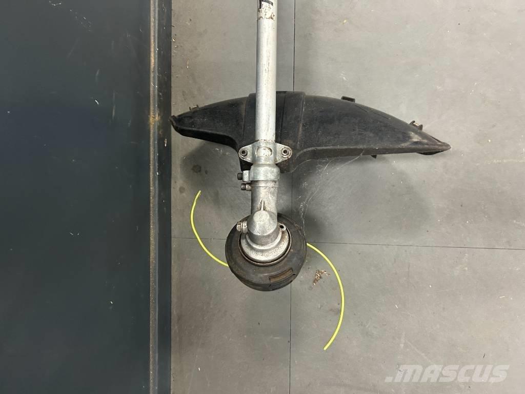 Makita Ur007gz01 Utilaje întreţinere terenuri - Altele