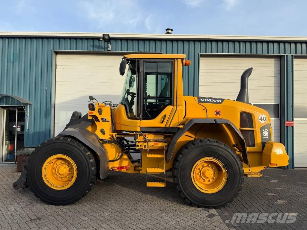 Volvo L 60 G Incarcator pe pneuri