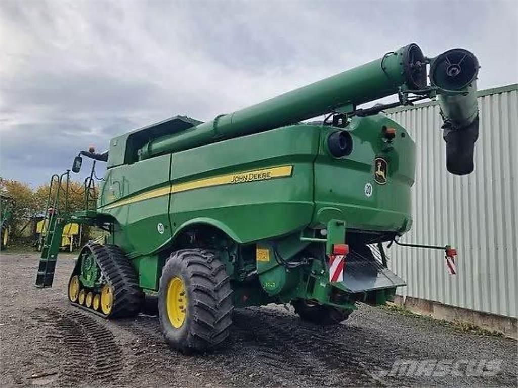 John Deere S 685 i Combine de secerat