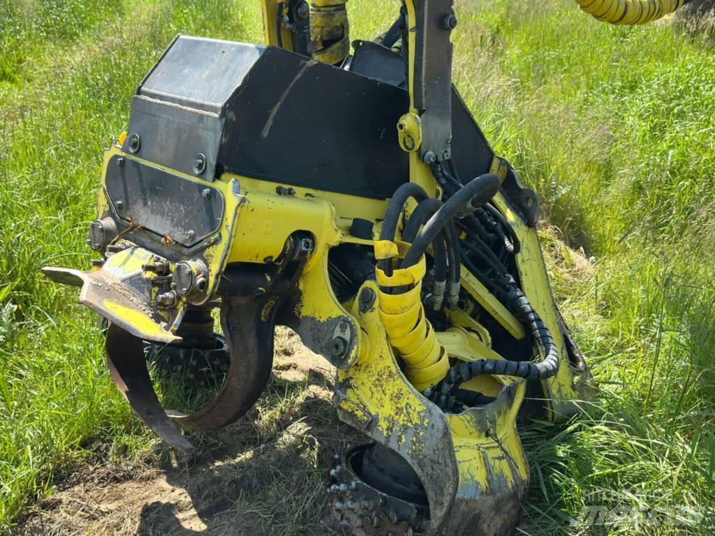 John Deere 1470 E Combine forestiere