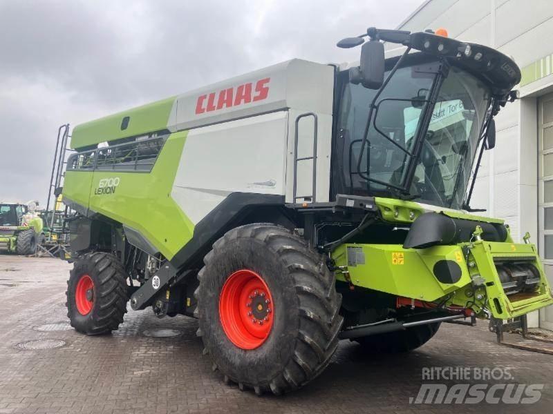 CLAAS LEXION 6700 Combine de secerat