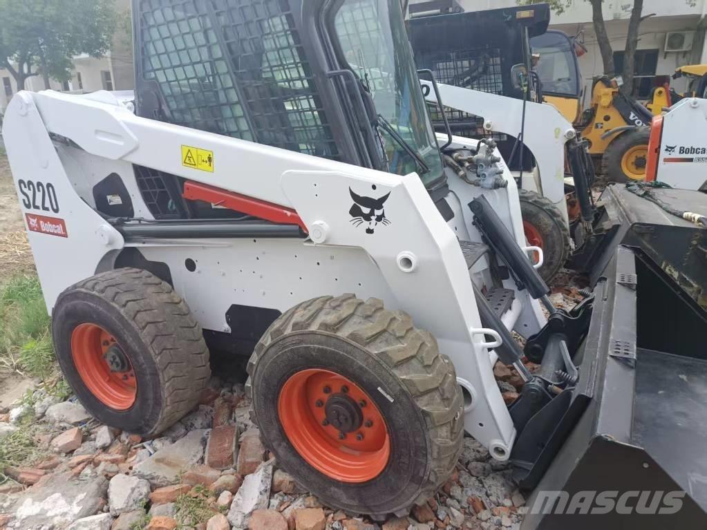 Bobcat S 220 Mini incarcator