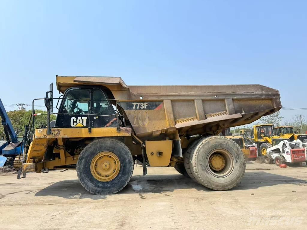 CAT 773 F Camioane cu basculante rigide