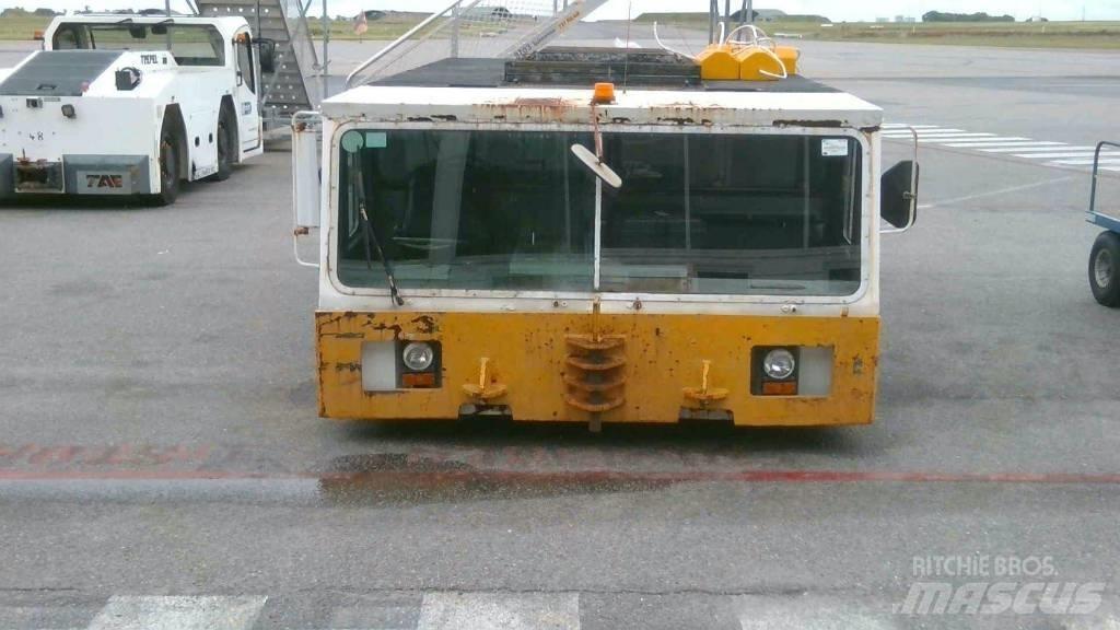  Douglas DC 11 Stivuitoare - Altele