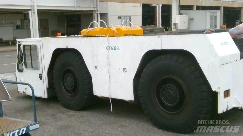  Douglas DC 11 Stivuitoare - Altele