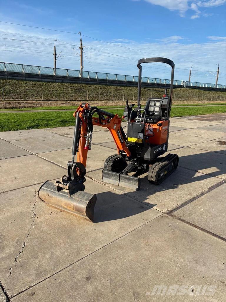 Doosan DX10Z Mini excavatoare < 7t