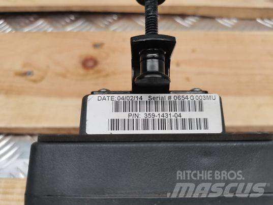 CAT 720 meter Electronice