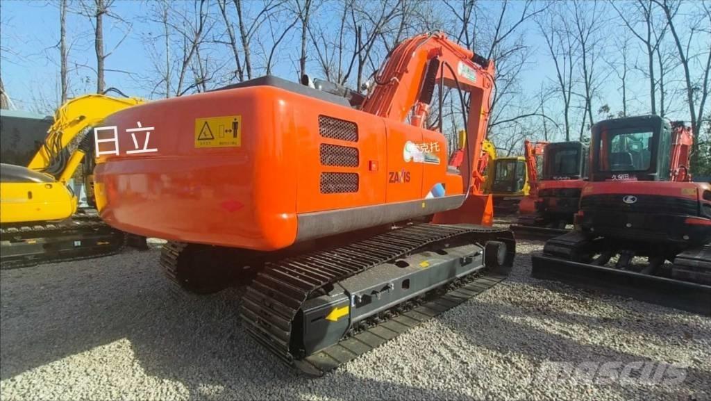 Hitachi ZX 210-3 Excavatoare pe șenile
