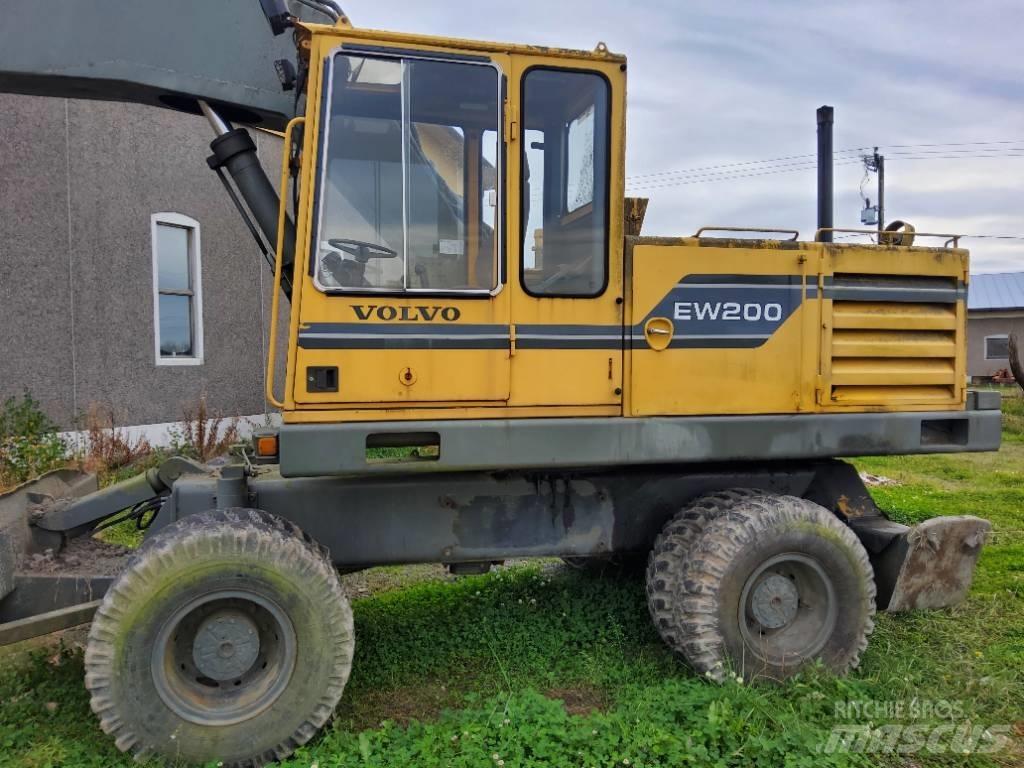 Volvo EW 200 Excavatoare cu roti