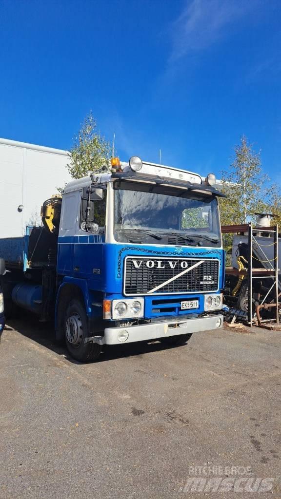 Volvo F 12 Camioane cu macara