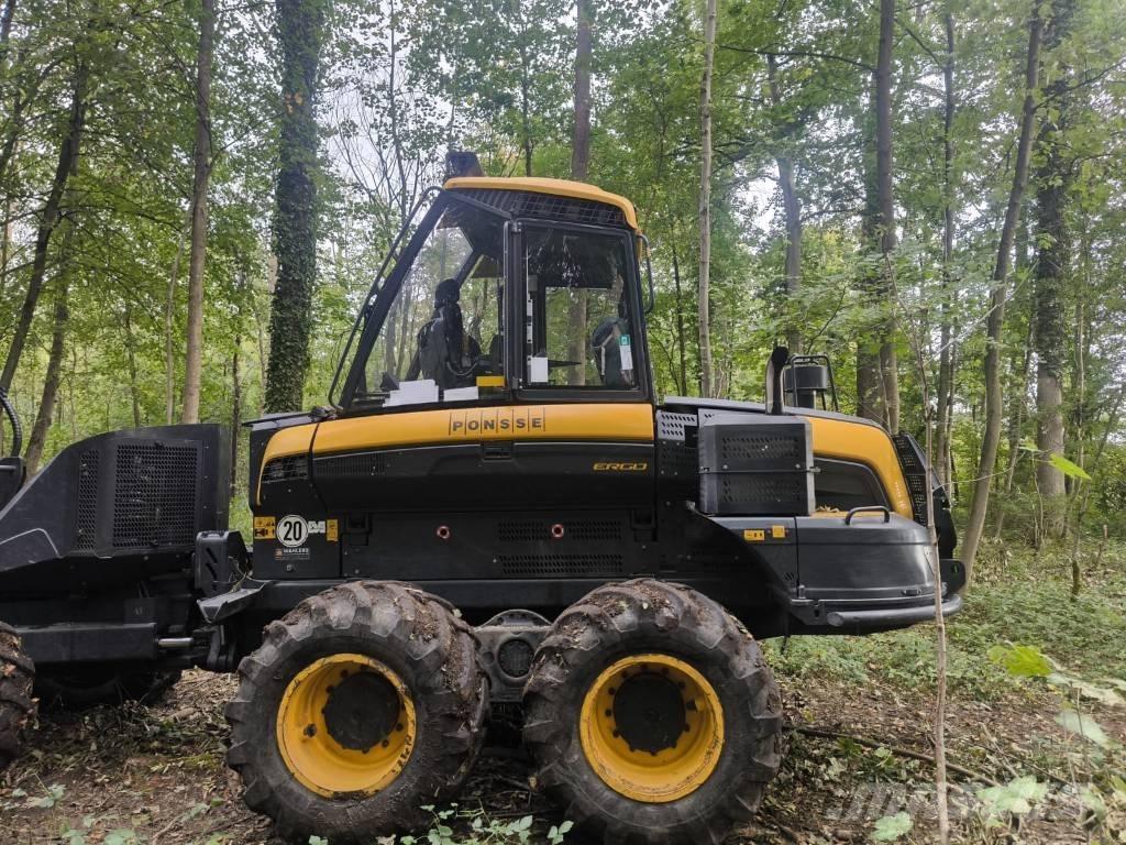 Ponsse Ergo 8W Combine forestiere