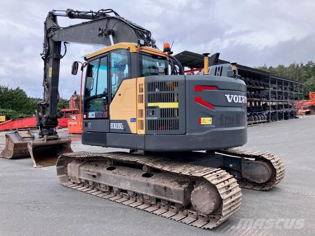 Volvo ECR 235 E Excavatoare pe șenile

