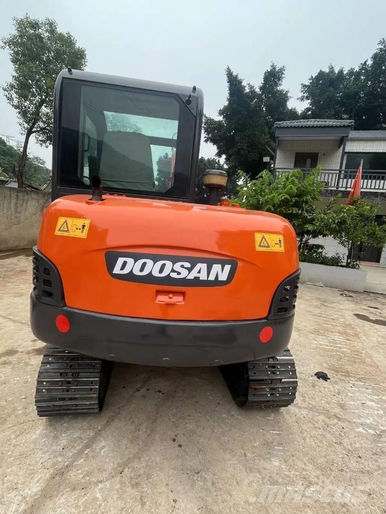 Doosan DH 60-7 Mini excavatoare < 7t