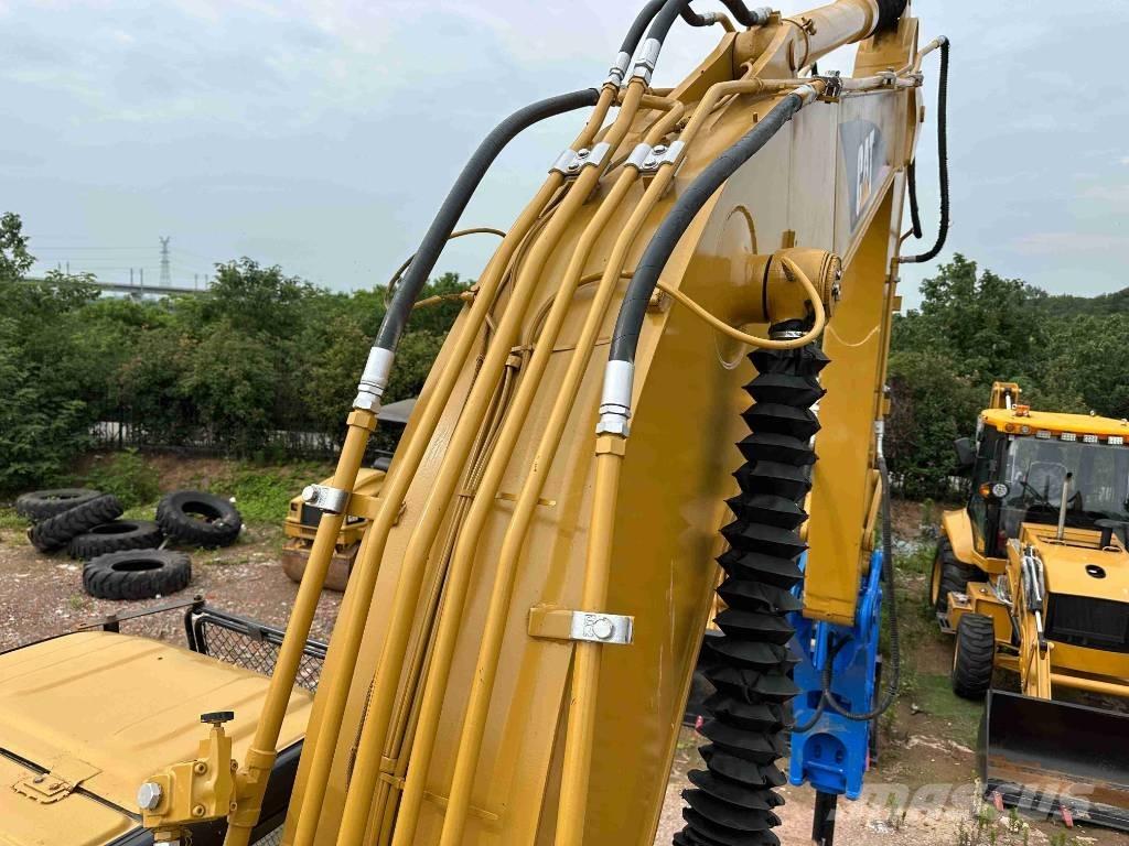 CAT 320 C L Excavatoare pe șenile

