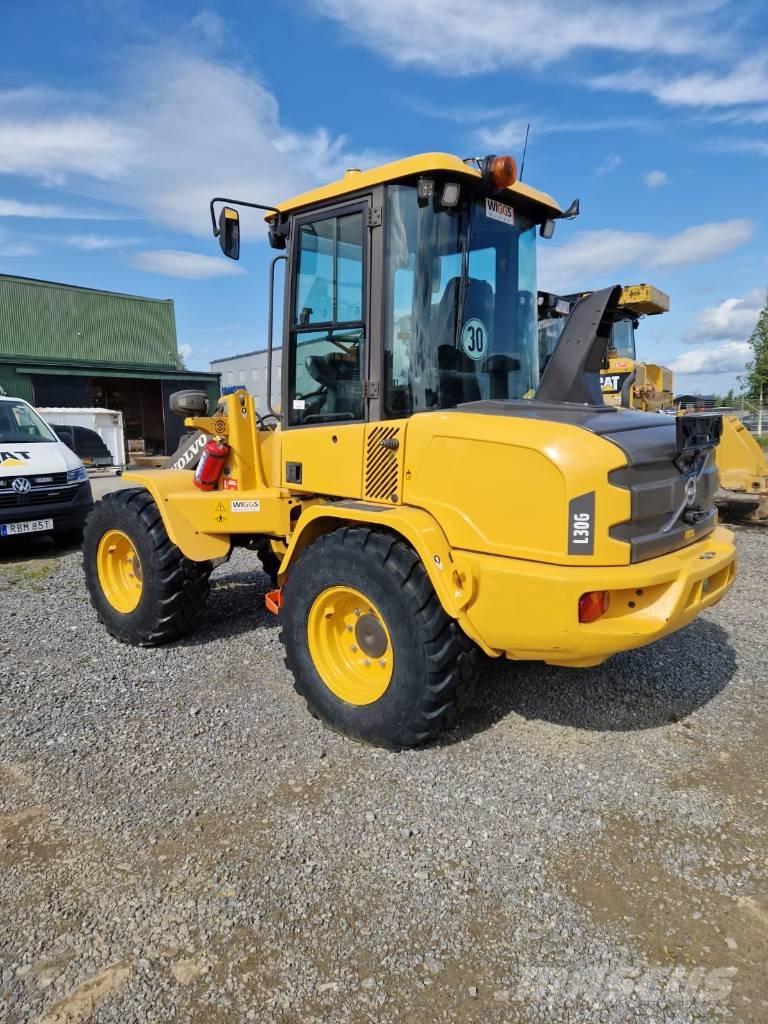 Volvo L 30 G Incarcator pe pneuri