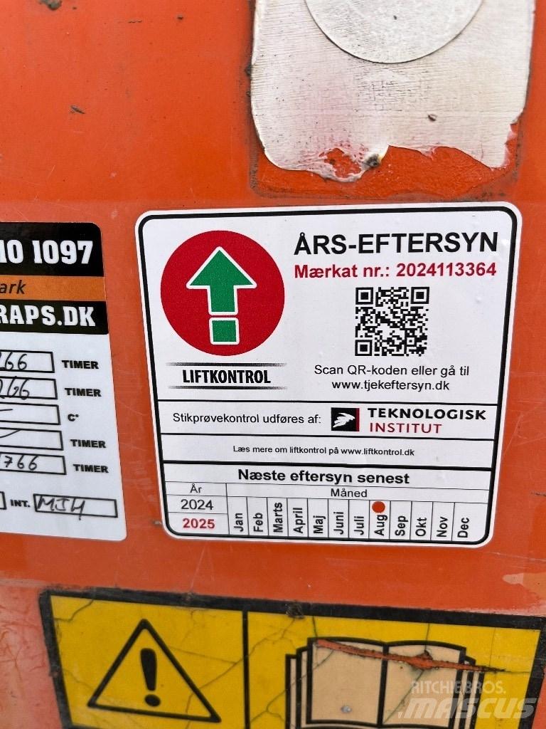JLG 600 AJ Nacele cu brat articulat