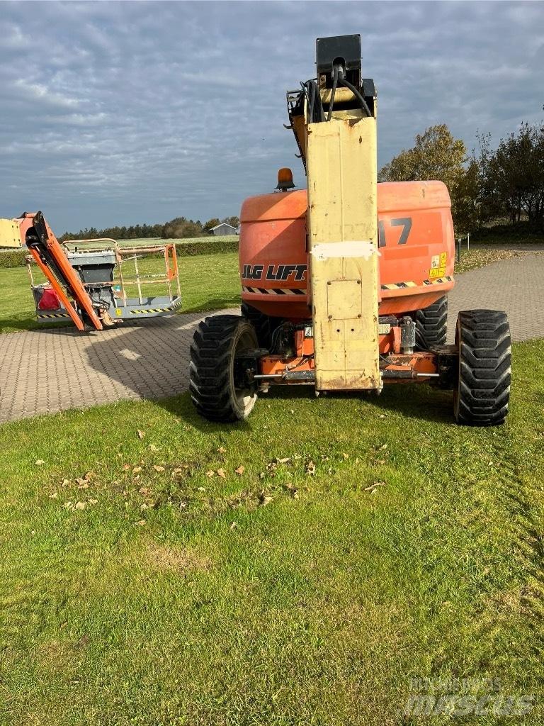 JLG 600 AJ Nacele cu brat articulat