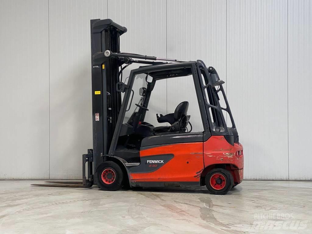 Linde E30L-01 Stivuitor electric