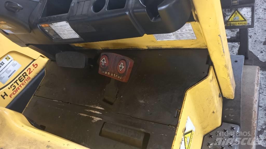 Hyster E5.0XNS Stivuitor electric