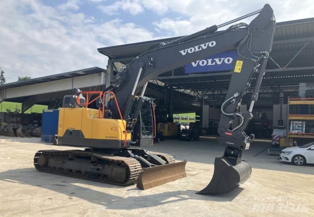 Volvo ECR235EL Excavatoare pe șenile
