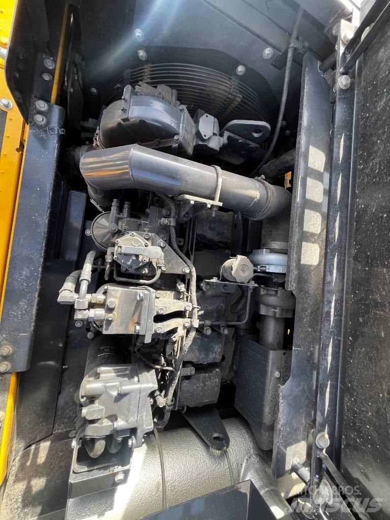 Komatsu PC 450-8 Excavatoare pe șenile
