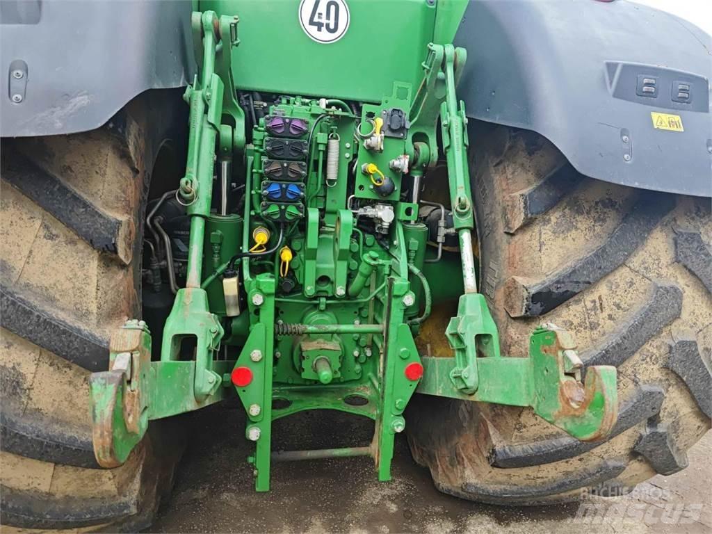 John Deere 8400R Tractoare