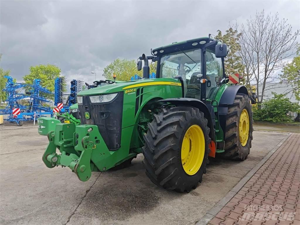John Deere 8400R Tractoare