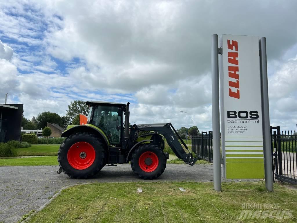 CLAAS Arion 530 CIS Tractoare