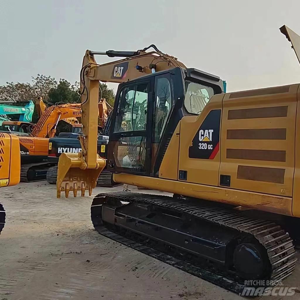 CAT 320GC Excavatoare pe șenile

