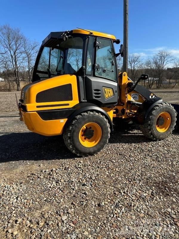 JCB 409 Incarcator pe pneuri