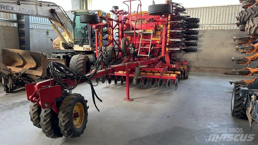 Väderstad RapidA600S Perforatoare