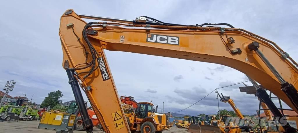 JCB JS 210 LC Excavatoare pe șenile
