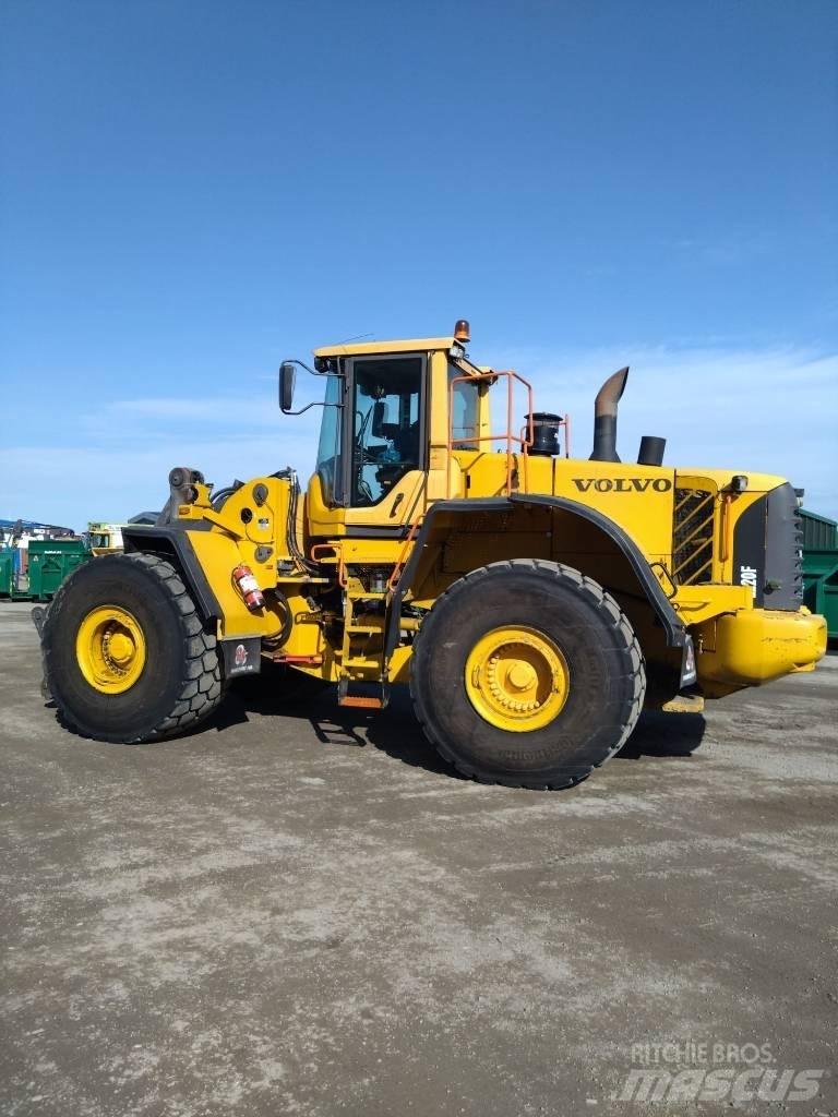 Volvo L 220 F Incarcator pe pneuri