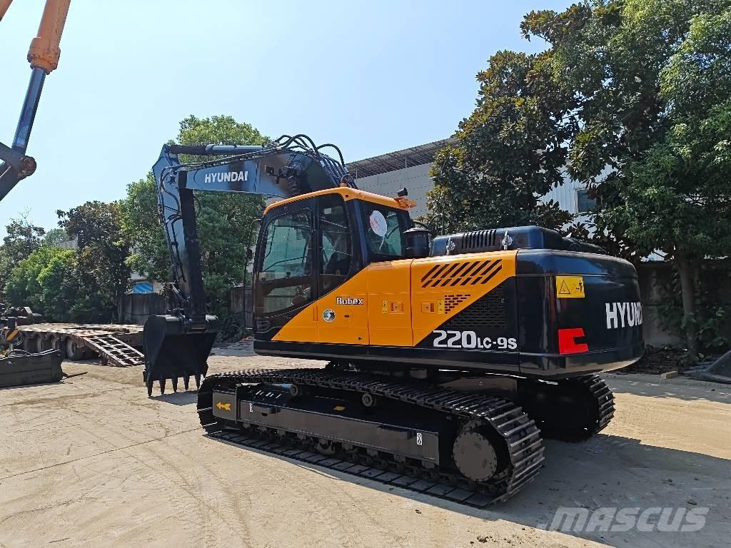 Hyundai R220LC-9S Excavatoare pe șenile
