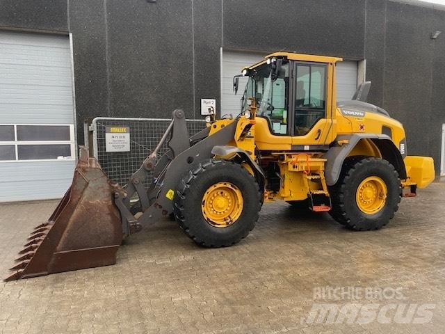 Volvo L90H Incarcator pe pneuri
