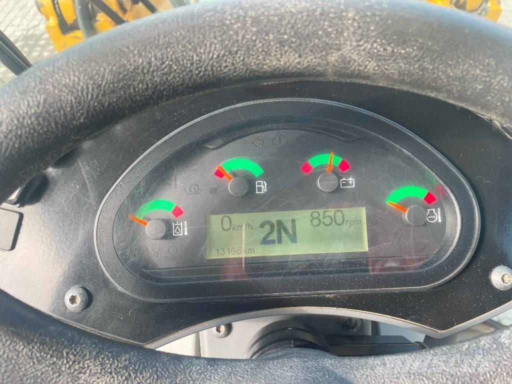 CAT 906M Incarcator pe pneuri